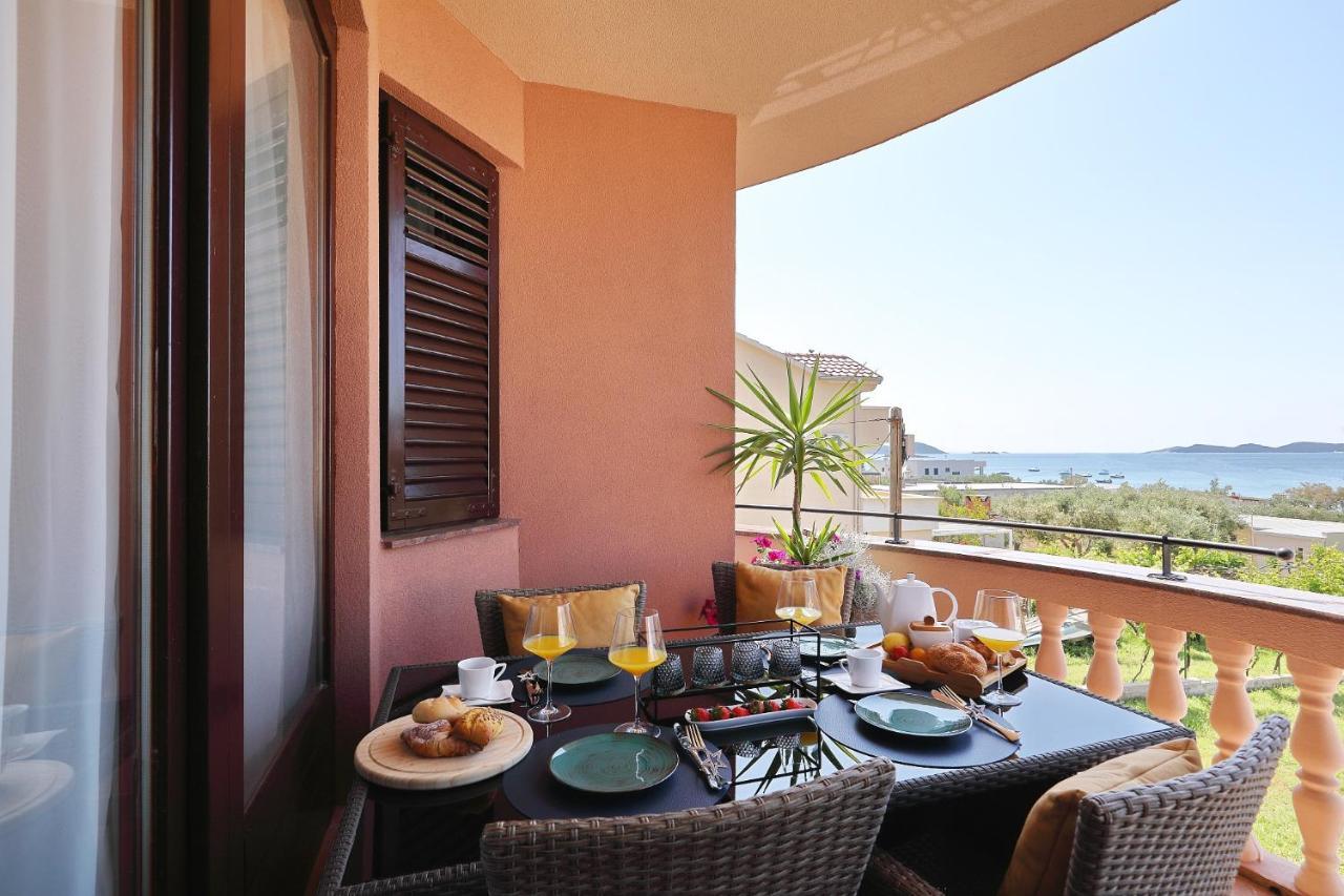 Villa Dalmatino Pakostane Bagian luar foto